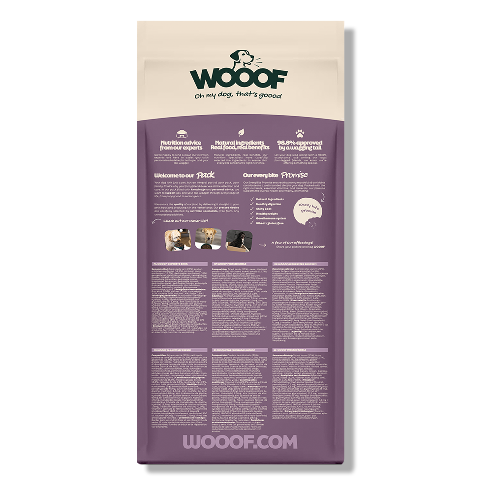WOOOF Lamm & Kartoffel Hundefutter Rückseite eines Sacks WOOOF Lamm & Kartoffel Hundefutter