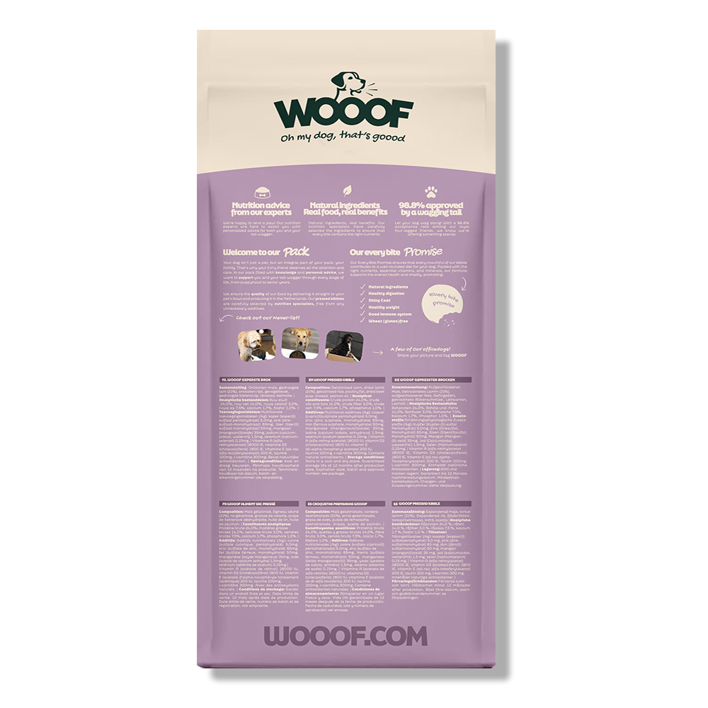 WOOOF Lamm & Reis Hundefutter Rückseite eines Sacks WOOOF Lamm & Reis Hundefutter
