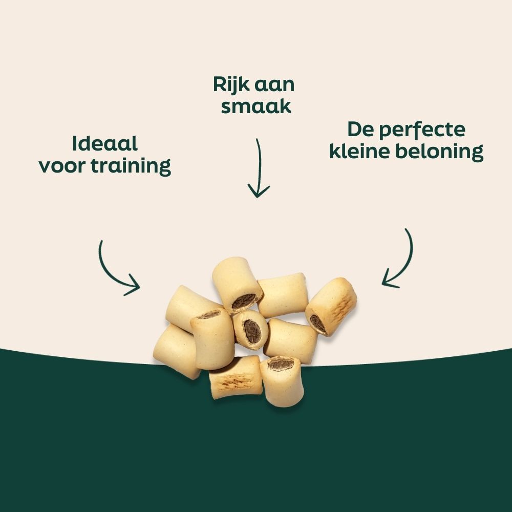 ??, afbeelding toont kleine cilindrische snacks, bleek geel, gerolde cilindersnacks, hapklare stukjes